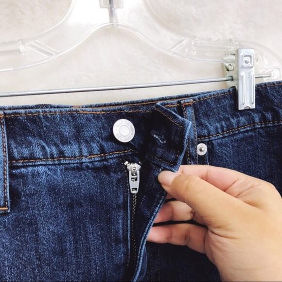 GAP Blue Dark Wash 5-Pocket Denim Mini Skirt - Picture 4 of 8